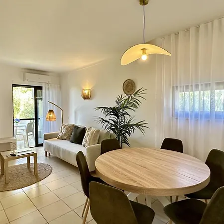 Apartment - Close To The - 6 Pax -